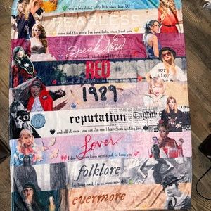 Taylor swift blanket